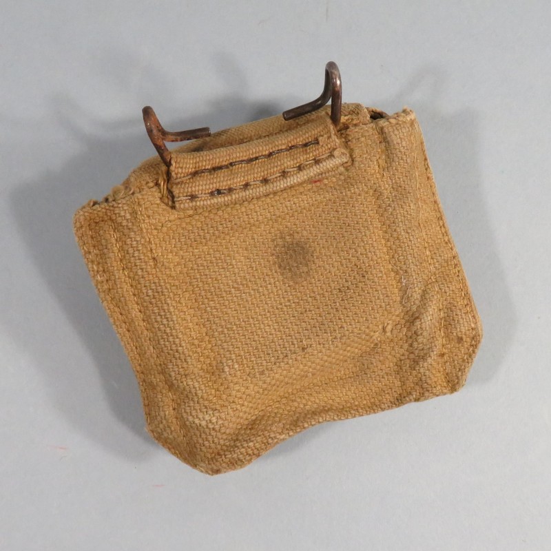 POCHETTE POUCH POUR BOUSSOLE BRITISH OU US ATTACHE MODIFIEE POUR CEINTURON US MODELE 1936 OU FRANCAIS MODELE 1950