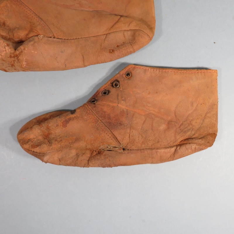 CHAUSSONS EN CUIR DOUBLES POUR AVIATEUR ET PILOTE AVIATION GUERRE 1914 1918