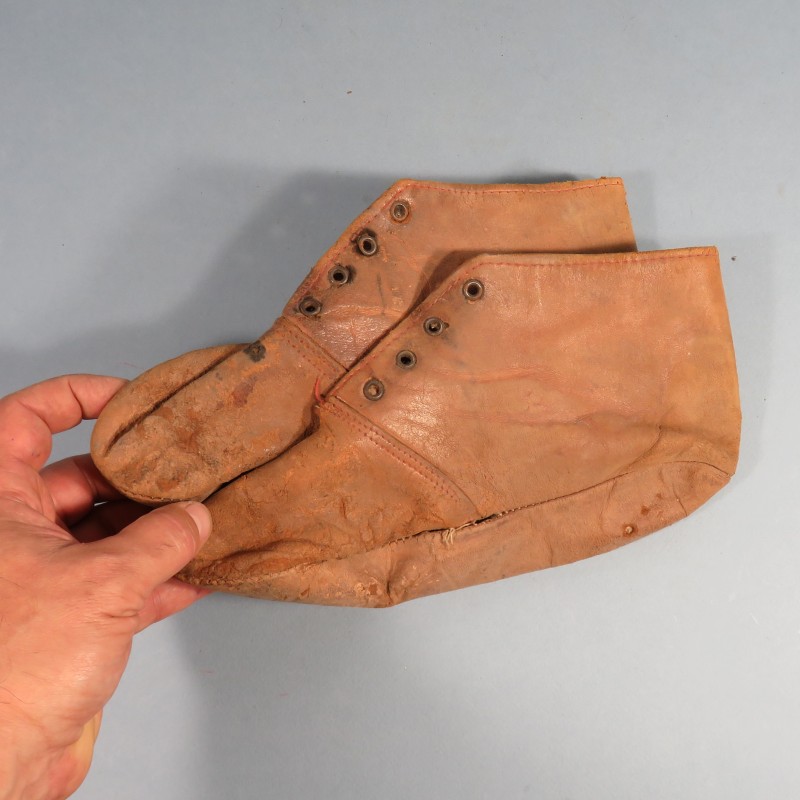 CHAUSSONS EN CUIR DOUBLES POUR AVIATEUR ET PILOTE AVIATION GUERRE 1914 1918