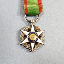 FRANCE REDUCTION DE LA MEDAILLE DE CHEVALIER DE L'ORDRE DU MERITE AGRICOLE FRANCAIS 1883 °