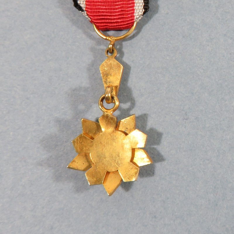 EGYPTE REDUCTION DE LA MEDAILLE DE CHEVALIER DE L'ORDRE DE L'INDEPENDANCE NISHAN AL ISTYKAL ORDER MEDAL °