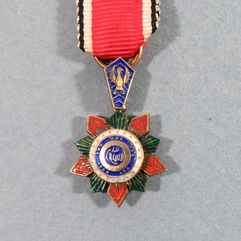 EGYPTE REDUCTION DE LA MEDAILLE DE CHEVALIER DE L'ORDRE DE L'INDEPENDANCE NISHAN AL ISTYKAL ORDER MEDAL °