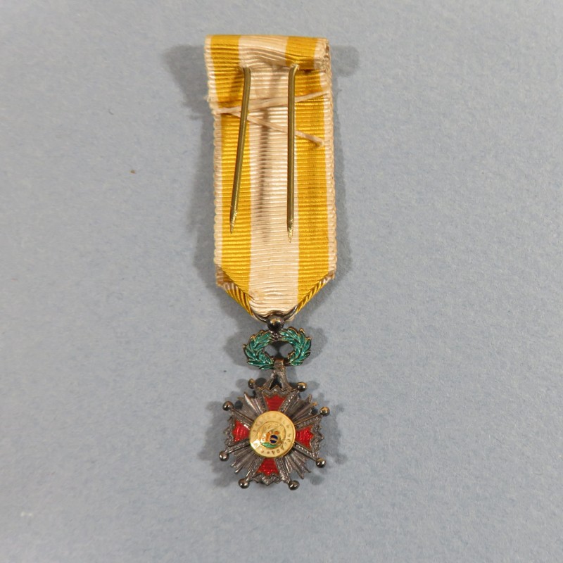 ESPAGNE REDUCTION DE LA MEDAILLE DE CHEVALIER DE L'ORDRE D'ISABELLE LA CATHOLIQUE SPAIN ORDER MEDAL °