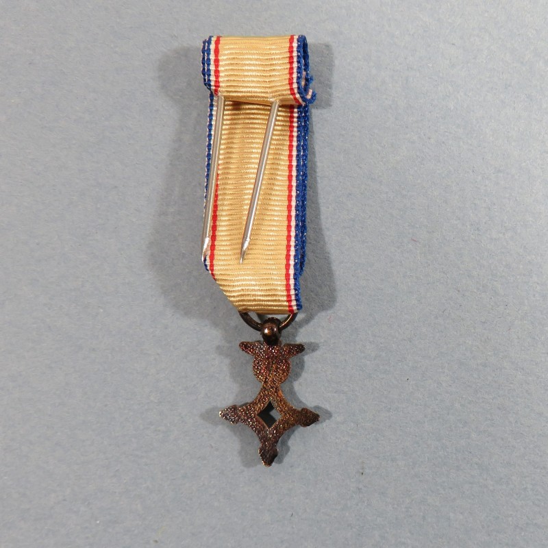 FRANCE REDUCTION DE LA MEDAILLE COMMEMORATIVE D'AFRIQUE DU NORD AFN OU SAHARIENNE °