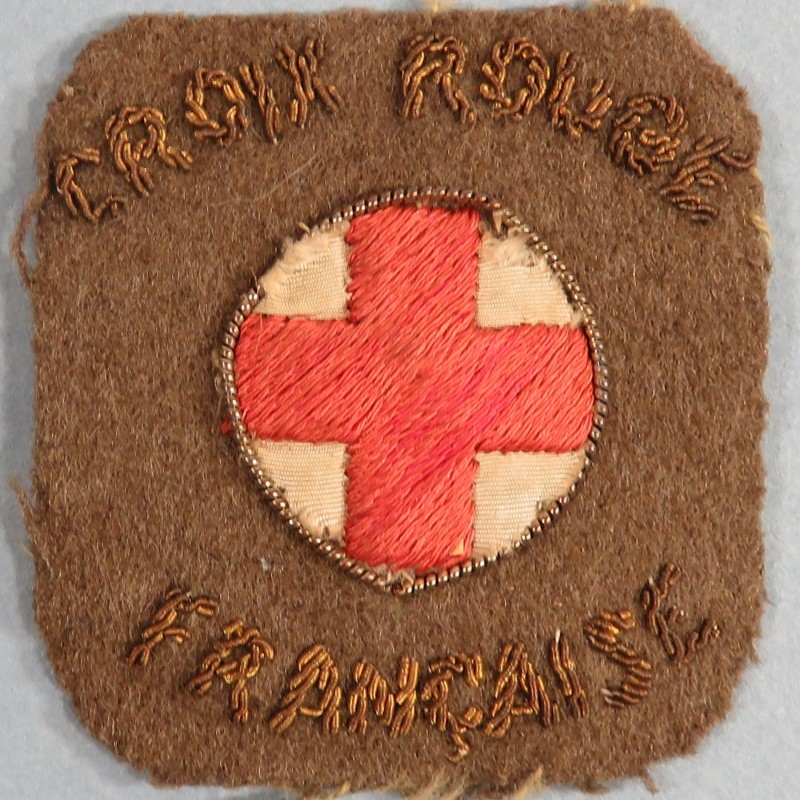 INSIGNE DE LA CROIX ROUGE SERVICE DE SANTE INFIRMIERE AFAT AUXILIAIRES FEMININES DE L'ARMEE DE TERRE 1944 1945