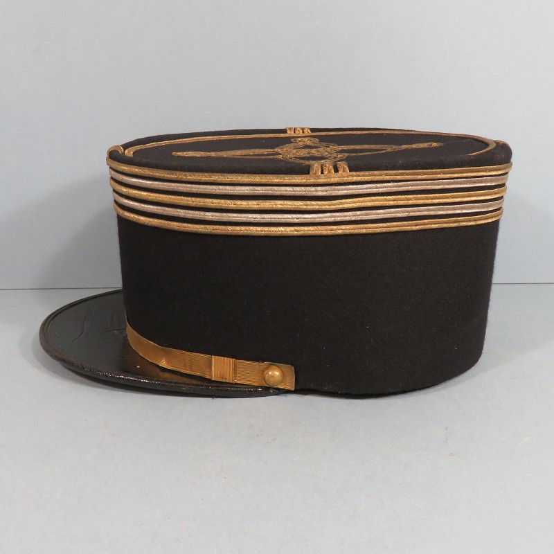 KEPI D'OFFICIER LIEUTENANT-COLONEL DE TYPE ARTILLERIE ET SERVICE DES POUDRES MODELE 1919-1931