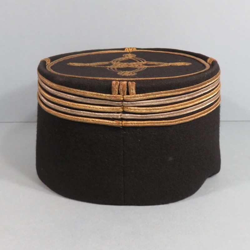 KEPI D'OFFICIER LIEUTENANT-COLONEL DE TYPE ARTILLERIE ET SERVICE DES POUDRES MODELE 1919-1931