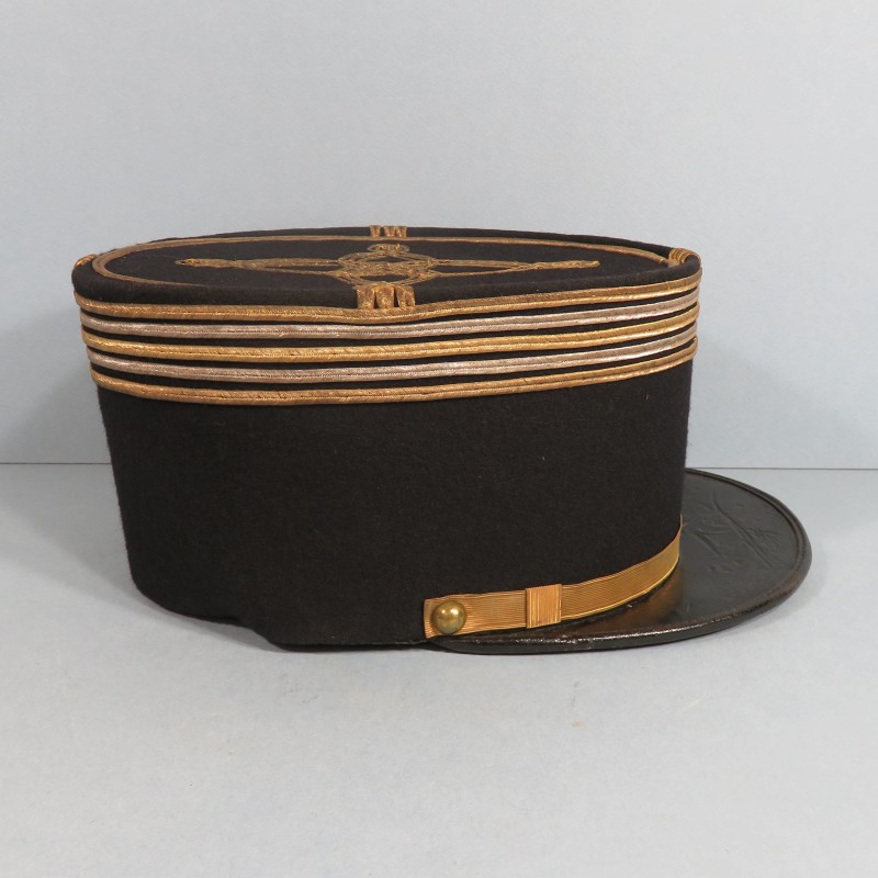 KEPI D'OFFICIER LIEUTENANT-COLONEL DE TYPE ARTILLERIE ET SERVICE DES POUDRES MODELE 1919-1931