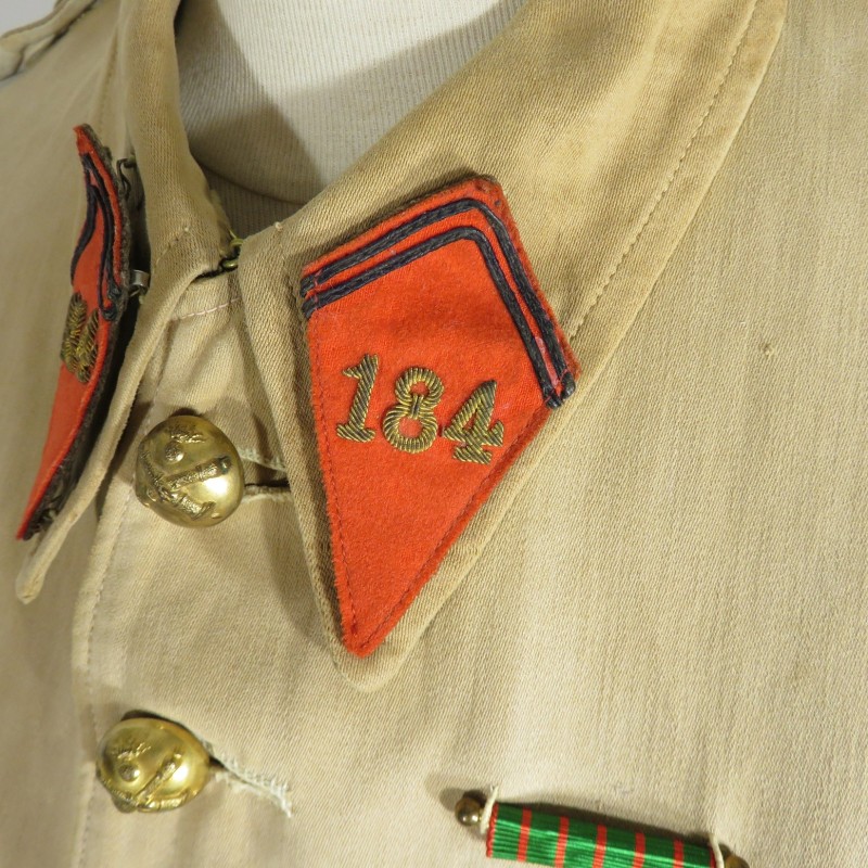 VESTE D'UNIFORME D'OFFICIER MODELE 1920 /29 DU 184 ème RALT REGIMENT D'ARTILLERIE LOURDE TRACTEE COULEUR BEIGE SABLE