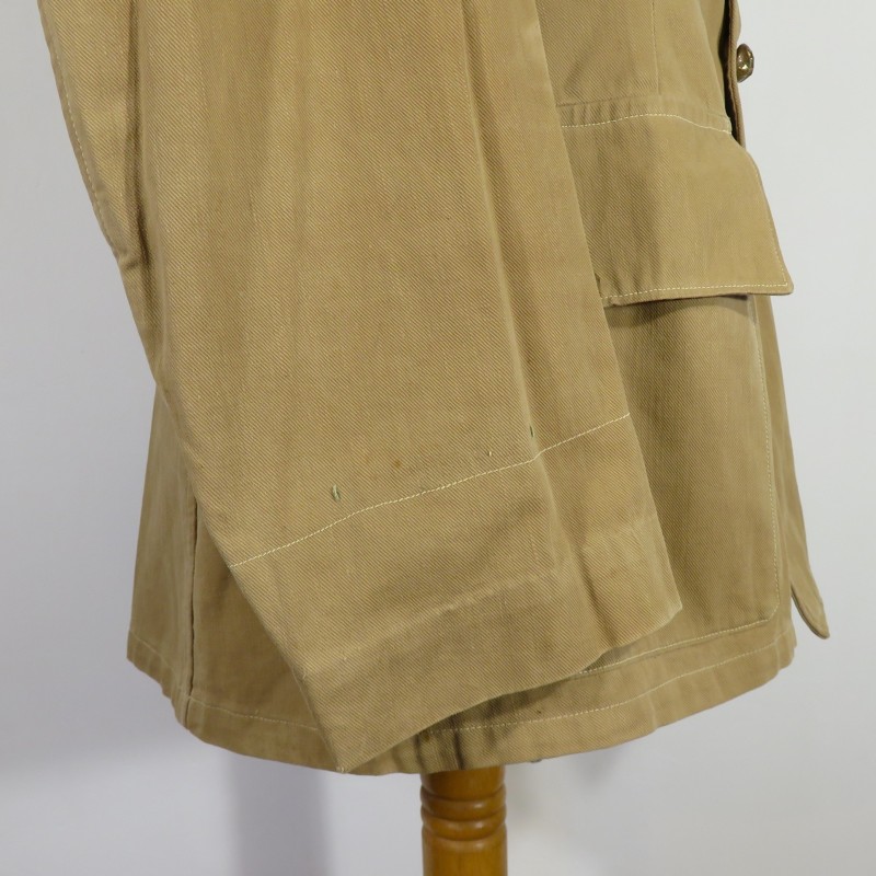 VESTE D'UNIFORME D'OFFICIER MODELE 1920 /29 ETAT MAJOR D'UN REGIMENT D'ARTILLERIE COULEUR BEIGE SABLE