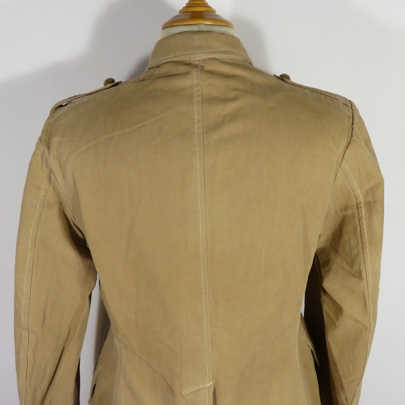 VESTE D'UNIFORME D'OFFICIER MODELE 1920 /29 ETAT MAJOR D'UN REGIMENT D'ARTILLERIE COULEUR BEIGE SABLE