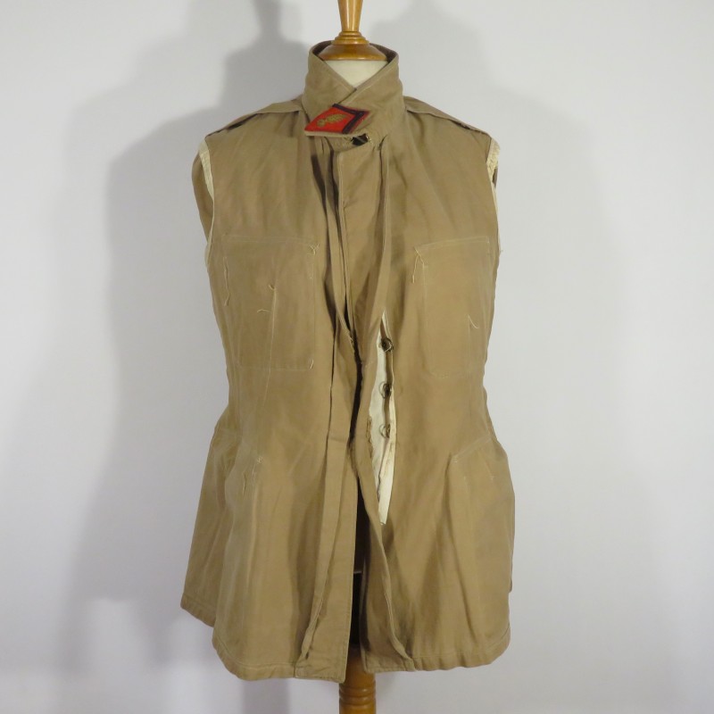 VESTE D'UNIFORME D'OFFICIER MODELE 1920 /29 ETAT MAJOR D'UN REGIMENT D'ARTILLERIE COULEUR BEIGE SABLE