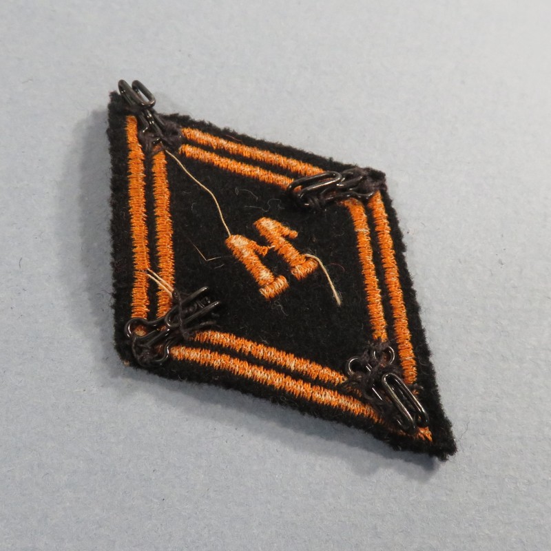 INSIGNE LOSANGE MODELE 1945 DU 11 ème RPC REGIMENT PARACHUTISTE DE CHOC 1957 1961