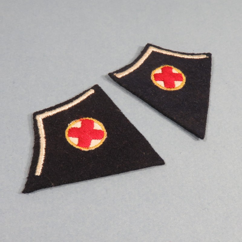 INSIGNES PATTES DE COL CRF CROIX ROUGE FRANCAISE SERVICE DE SANTE INFIRMIERE AFAT 1940 1945