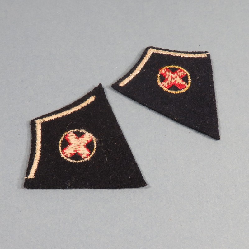 INSIGNES PATTES DE COL CRF CROIX ROUGE FRANCAISE SERVICE DE SANTE INFIRMIERE AFAT 1940 1945