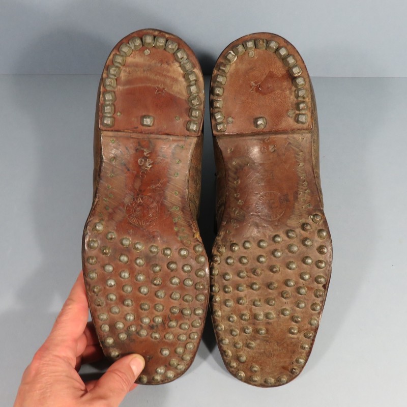 BRODEQUINS CHAUSSURES MILITAIRE EN CUIR MODELE 1917 TOUTES ARMES DATEES 1931 GRANDE TAILLE 29/2 44