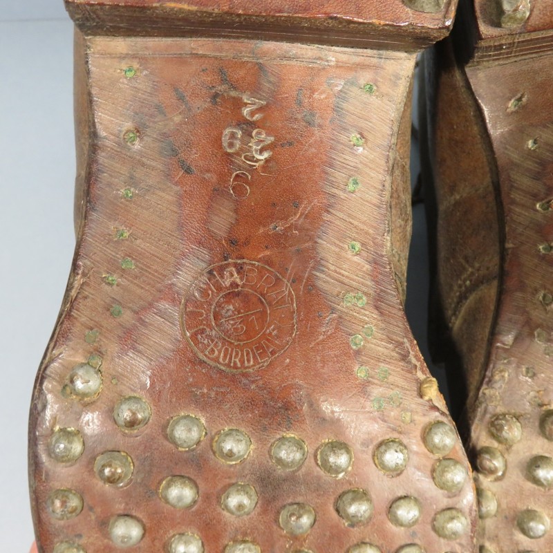 BRODEQUINS CHAUSSURES MILITAIRE EN CUIR MODELE 1917 TOUTES ARMES DATEES 1931 GRANDE TAILLE 29/2 44