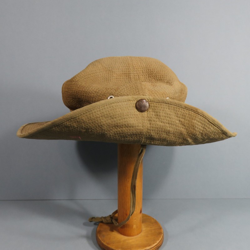 CHAPEAU DE BROUSSE BEIGE MODELE 1947 FABRICATION LOCALE INDOCHINE LEGION ETRANGERE PARA TAP TOUTES ARMES TAILLE 58