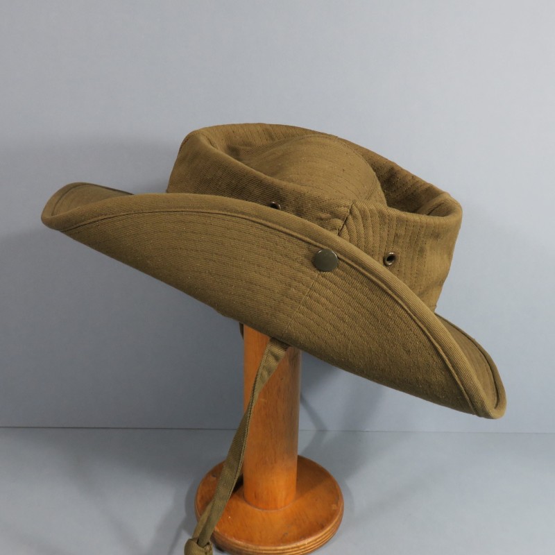 CHAPEAU DE BROUSSE KAKI MODELE REGLEMENTAIRE DATE 1954 INDOCHINE ALGERIE LEGION ETRANGERE PARA TAP ETAT NEUF TAILLE 55