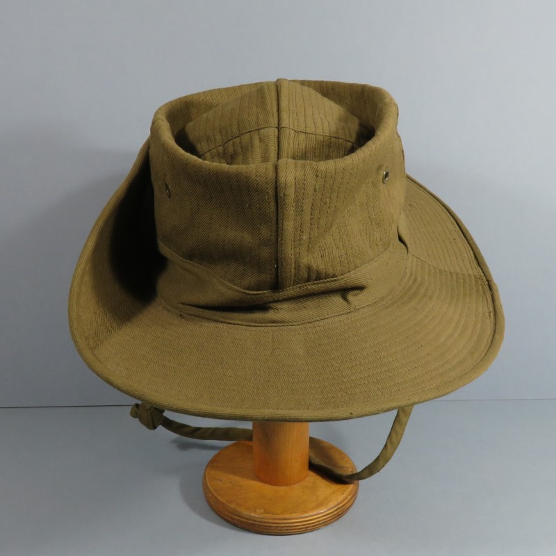 CHAPEAU DE BROUSSE KAKI MODELE REGLEMENTAIRE DATE 1954 INDOCHINE ALGERIE LEGION ETRANGERE PARA TAP ETAT NEUF TAILLE 55