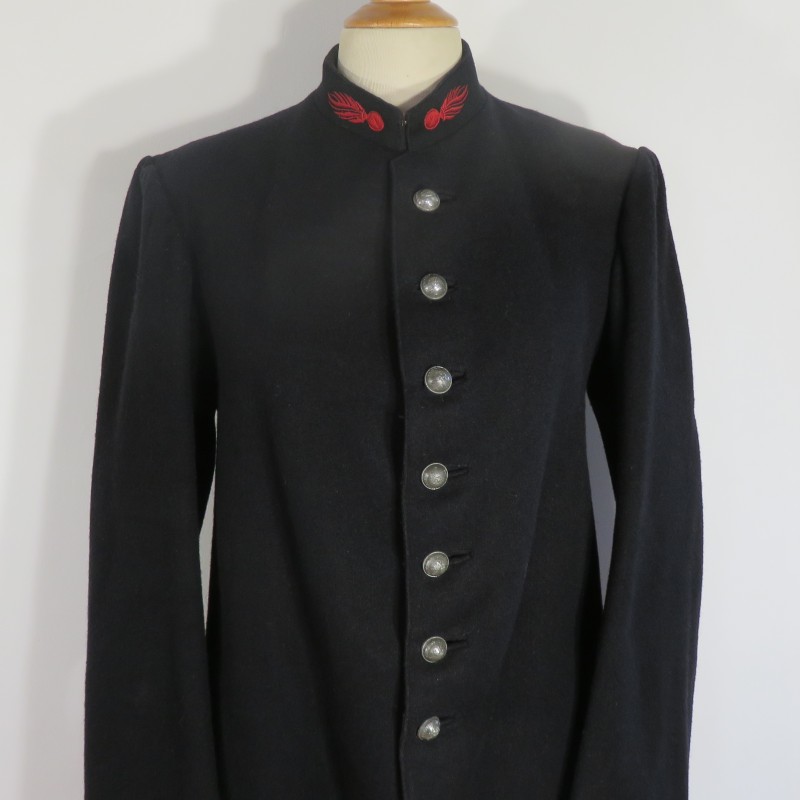 VESTE OU VAREUSE MODELE 1880 1890 TROUPE OU SOUS OFFICIERS DES SAPEURS POMPIERS