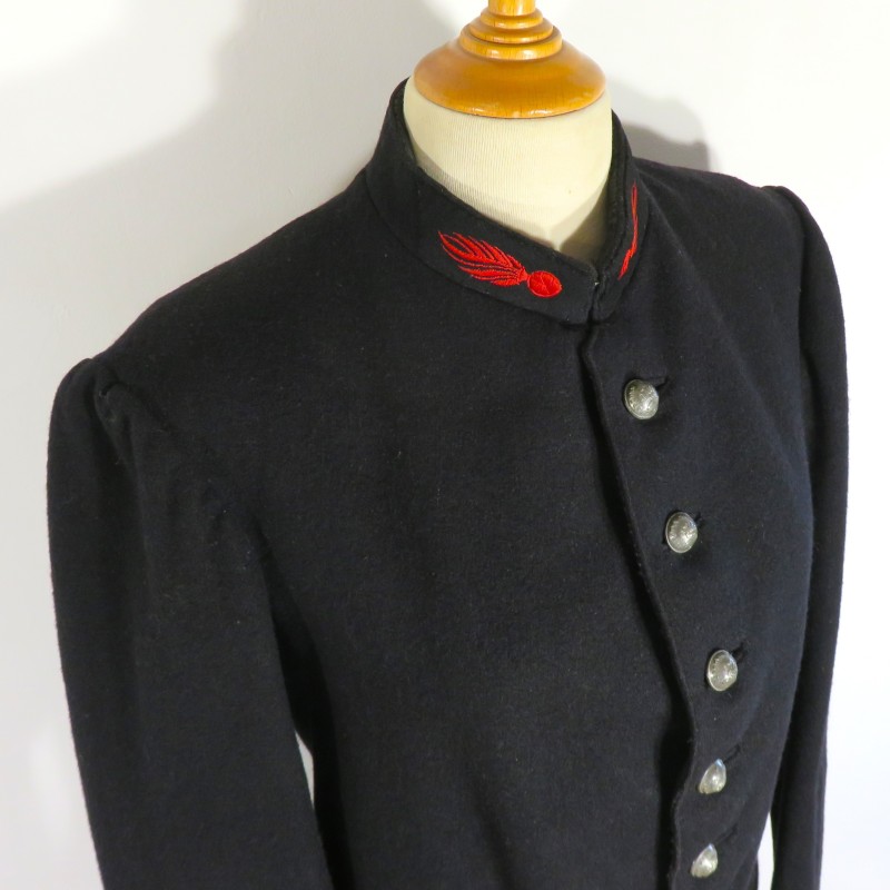 VESTE OU VAREUSE MODELE 1880 1890 TROUPE OU SOUS OFFICIERS DES SAPEURS POMPIERS