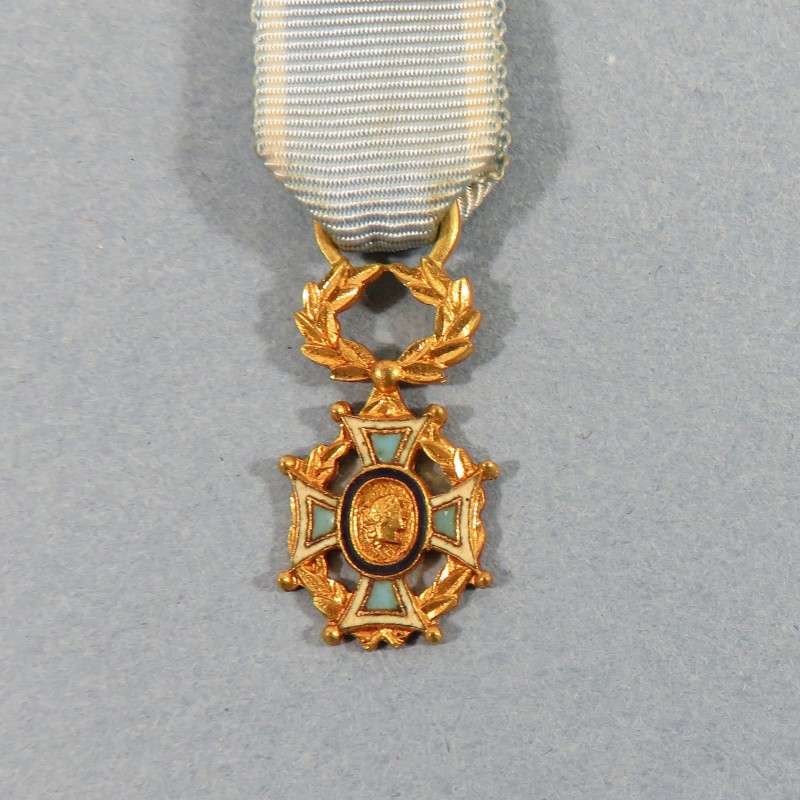 FRANCE REDUCTION DE LA MEDAILLE DE LA SOCIETE ACADEMIQUE DES ARTS-SCIENCES ET LETTRES COMMANDEUR A GRAND CROIX °