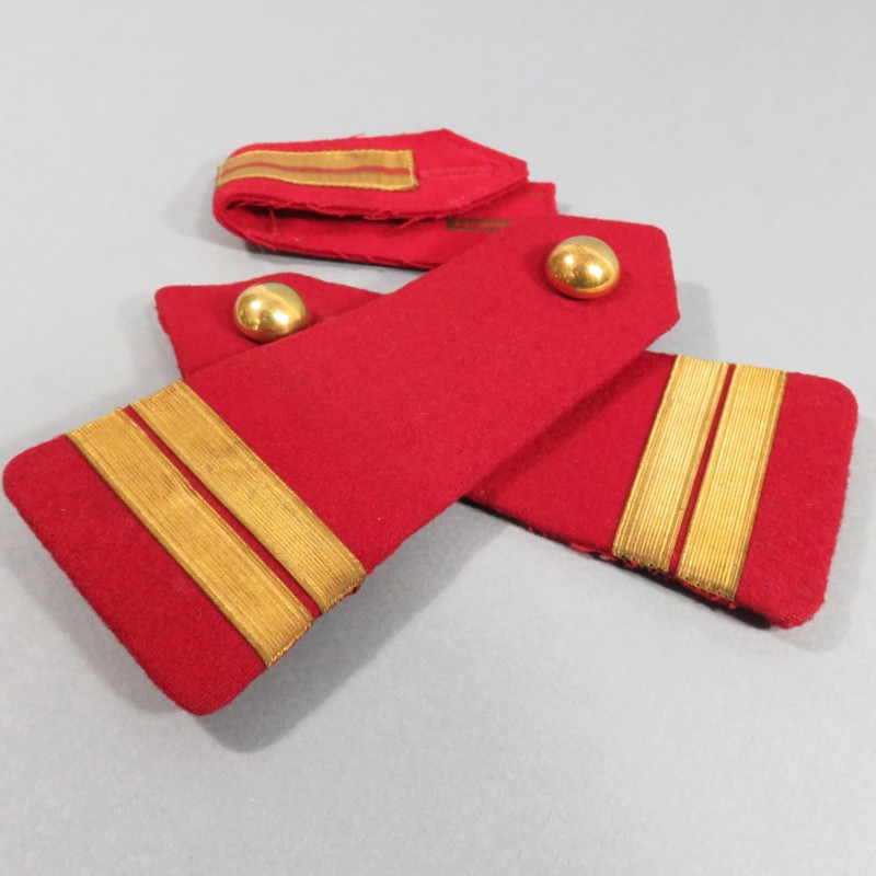 PAIRE D'EPAULETTES D'OFFICIER LIEUTENANT DES SPAHIS CAVALERIE TROUPES D'AFRIQUE MODELE ANNEES 1950 1960 AVEC GRADE