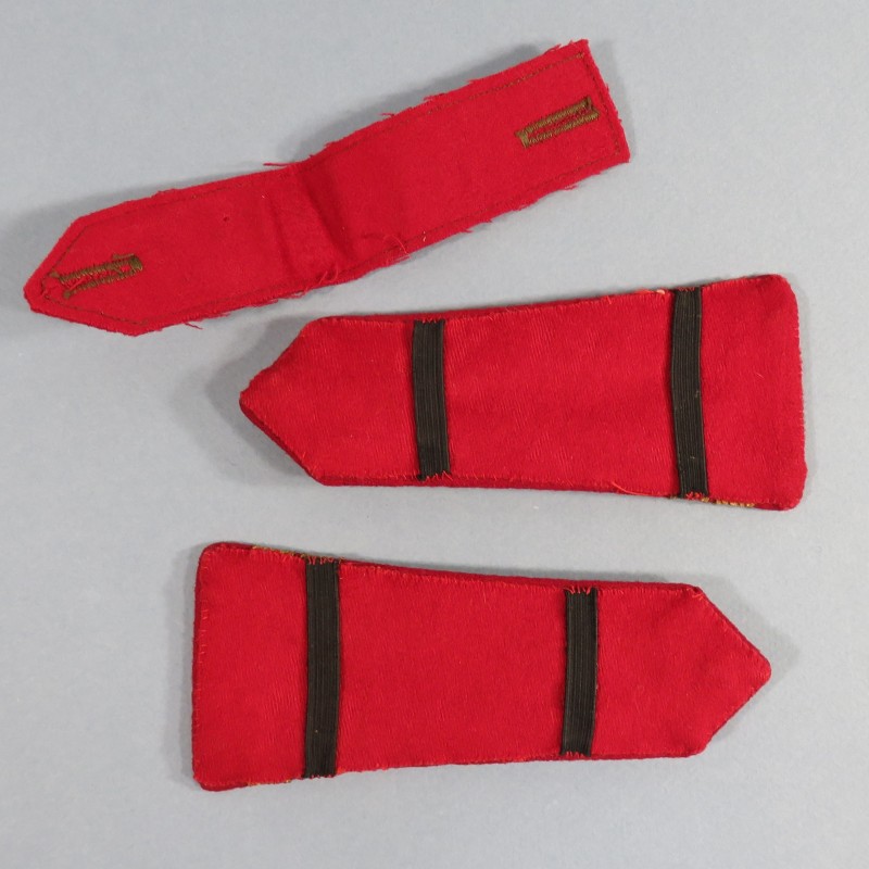 PAIRE D'EPAULETTES D'OFFICIER LIEUTENANT DES SPAHIS CAVALERIE TROUPES D'AFRIQUE MODELE ANNEES 1950 1960 AVEC GRADE