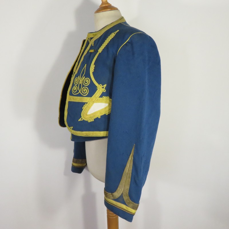 BOLERO ET GILET D'UNIFORME DE TIRAILLEUR ALGERIEN POUR UN SOUS OFFICIER TOMBEAU BLANC DU 2 ème REGIMENT RTA ANNEES 1930 1940