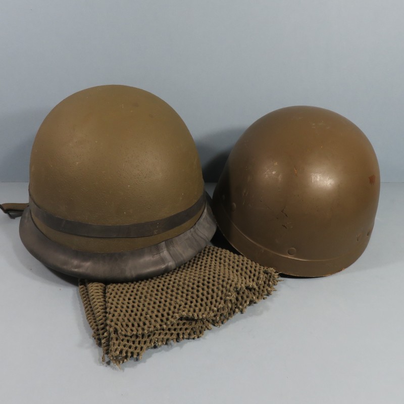 CASQUE FRANCAIS MODELE 1951 CASQUE LOURD DATE 1953 ET LINER RADIO-CHAR  1951 LEGION ETRANGERE ET FILET CAMOUFLAGE