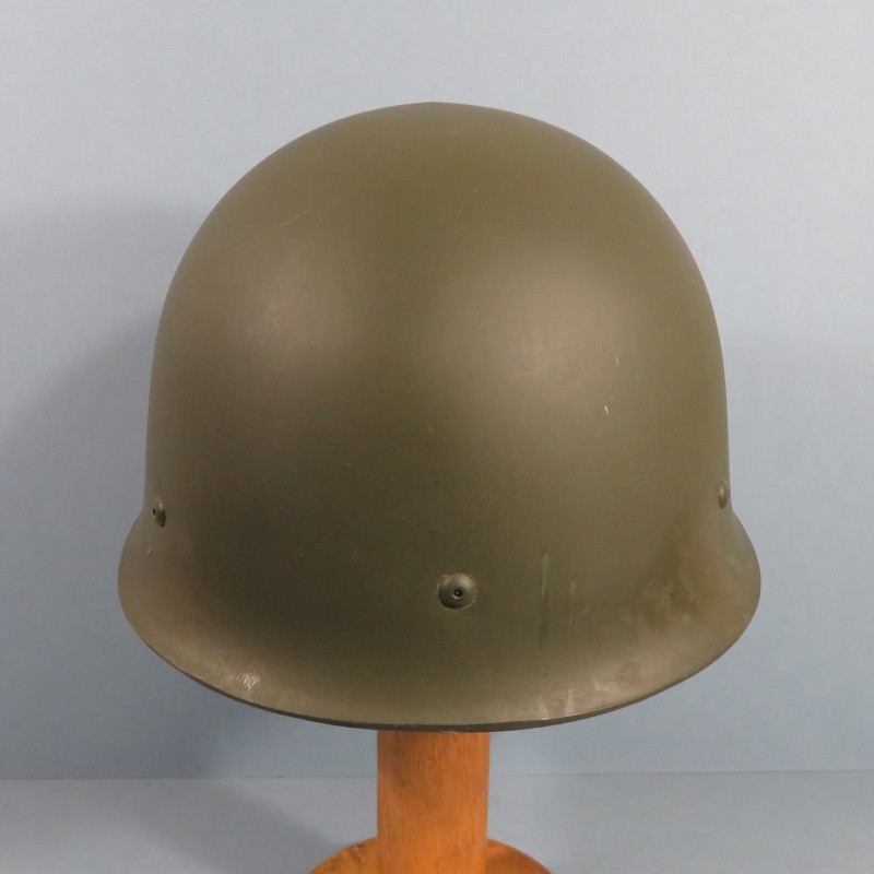 CASQUE FRANCAIS MODELE 1956 PARACHUTISTE CASQUE LOURD DATE 1967 ET LINER 1970 TAP LEGION ETRANGERE FILET DE CAMOUFLAGE