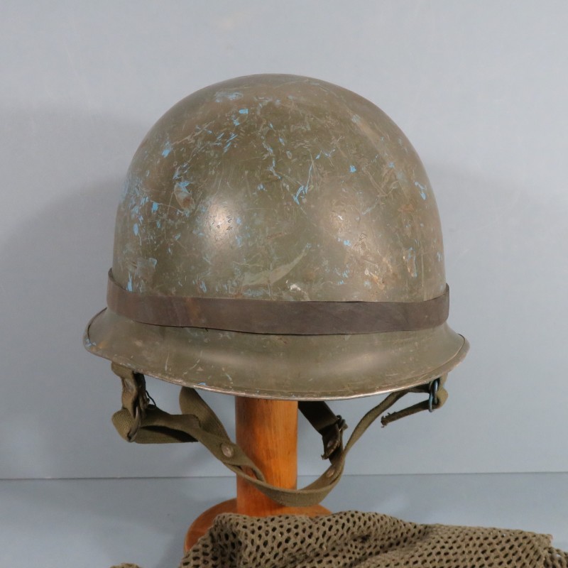 CASQUE FRANCAIS MODELE 1956 PARACHUTISTE CASQUE LOURD ANCIEN CASQUE ONU ET LINER 1963 FILET DE CAMOUFLAGE