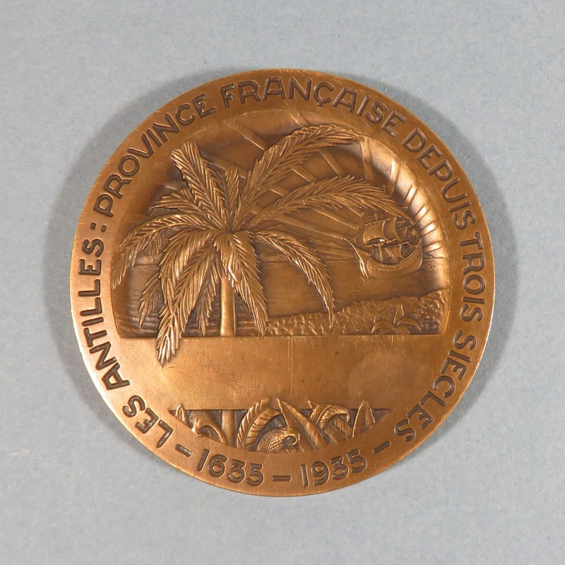 MEDAILLE DE TABLE DU TRICENTENAIRE DE LA MARTINIQUE ET LA GUADELOUPE ANTILLES 1635-1935