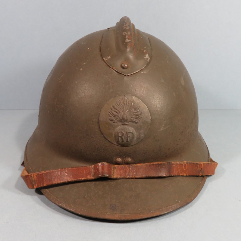 CASQUE TROUPE MODELE 1926 AVEC INSIGNE INFANTERIE MODELE 1937 POUR L'INFANTERIE INTERIEUR ERSATZ GRANDE TAILLE 60/62