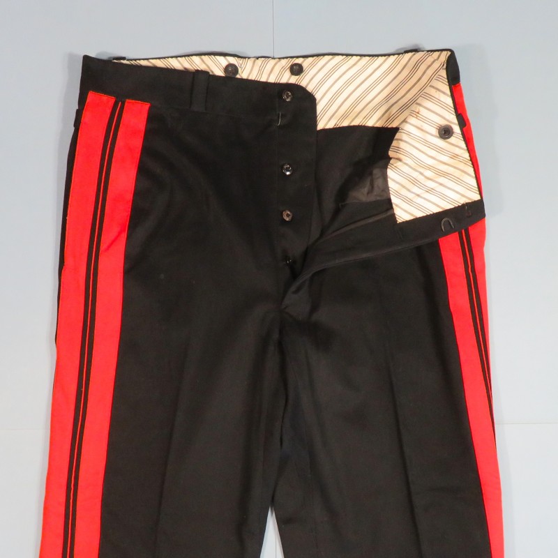 PANTALON 1921 DE GENERAL D'OFFICIER REGIMENT D'ARTILLERIE OU ECOLE MILITAIRE TROISIEME REPUBLIQUE TENUE 1931