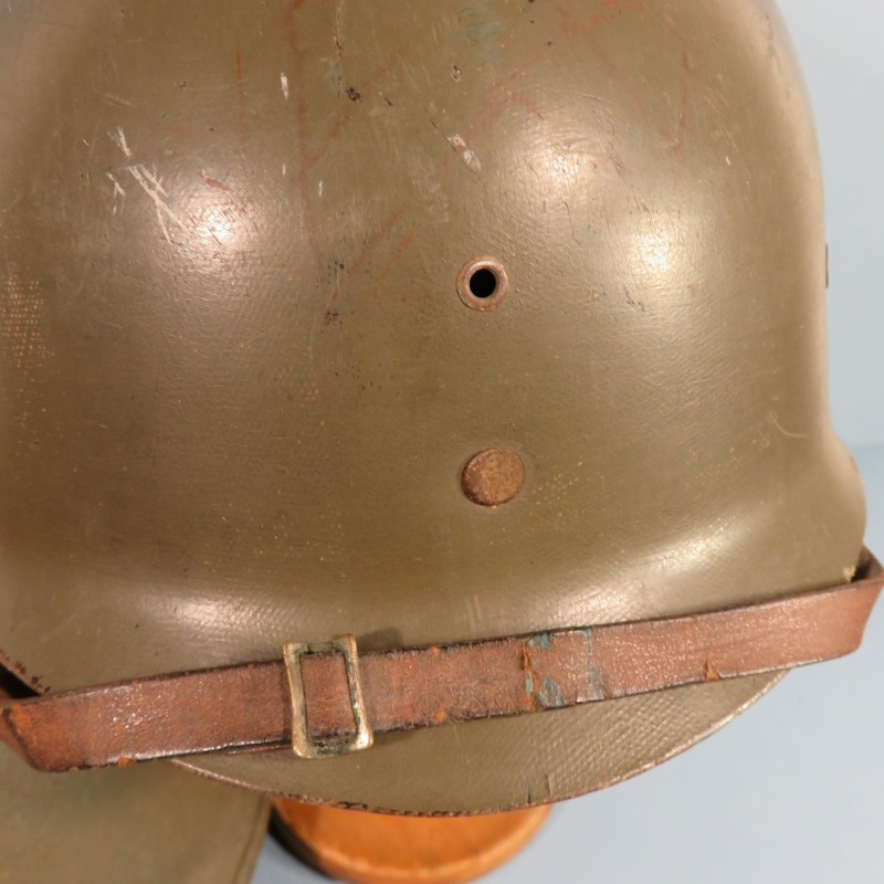 CASQUE FRANCAIS MODELE 1951 CASQUE LOURD FABRICANT FRANCK 1953 ET LINER PARA US WW2 MODIFIE INDOCHINE ALGERIE