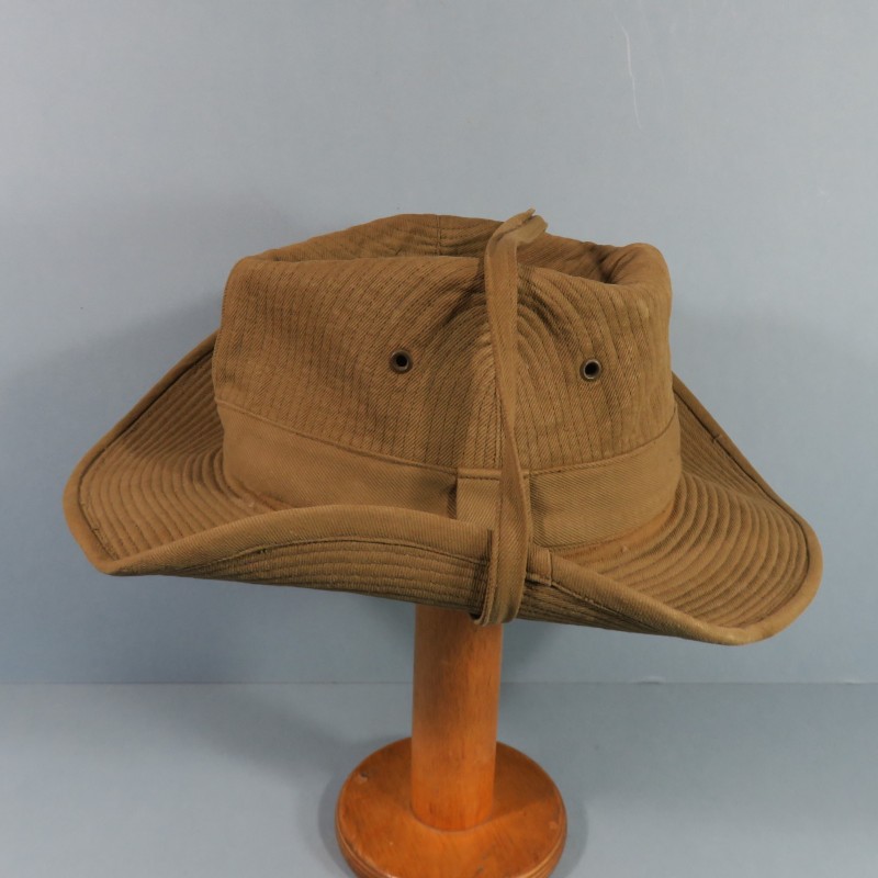 CHAPEAU DE BROUSSE KAKI MODELE REGLEMENTAIRE INDOCHINE ALGERIE LEGION ETRANGERE PARA TAP TOUTES ARMES TAILLE 56/57