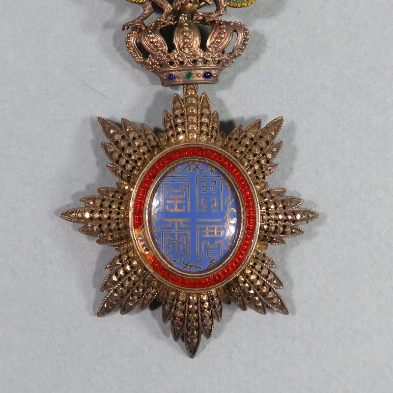 ANNAM MEDAILLE D'OFFICIER DE L'ORDRE DU DRAGON D'ANNAM RUBAN MILITAIRE DU PREMIER TYPE 1886