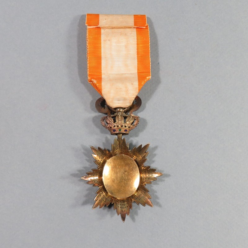 ANNAM MEDAILLE D'OFFICIER DE L'ORDRE DU DRAGON D'ANNAM RUBAN MILITAIRE DU PREMIER TYPE 1886