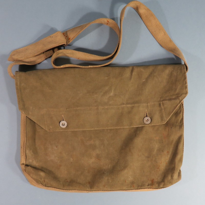 SAC OU MUSETTE COULEUR VERTE KAKI ARMEE FRANCAISE MODELE 1892 FABRICATION TARDIVE 1950