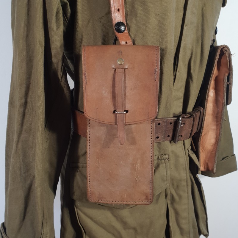 ENSEMBLE CARTOUCHIERES MAT 49 + CEINTURON + BRELAGE EQUIPEMENT FRANCAIS GUERRE INDOCHINE ALGERIE