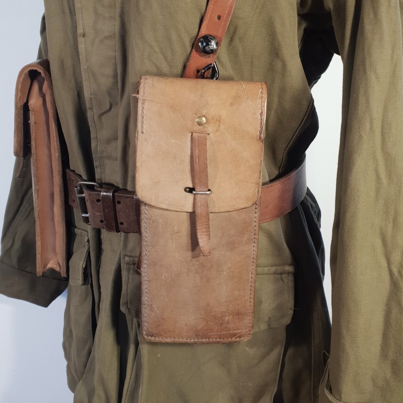 ENSEMBLE CARTOUCHIERES MAT 49 + CEINTURON + BRELAGE EQUIPEMENT FRANCAIS GUERRE INDOCHINE ALGERIE