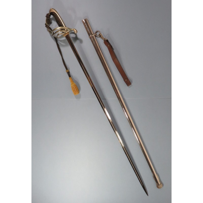 SABRE MODELE 1882 POUR OFFICIERS D'INFANTERIE FOURBISSEUR BACKES ET DELACOUR A PARTIR DE 1910 AVEC SUSPENTE ET DRAGONNE