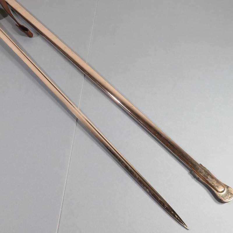 SABRE MODELE 1882 POUR OFFICIERS D'INFANTERIE FOURBISSEUR BACKES ET DELACOUR A PARTIR DE 1910 AVEC SUSPENTE ET DRAGONNE