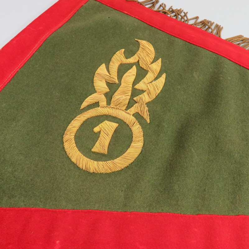 FANION DU 1er RE REGIMENT ETRANGER LA LEGION ETRANGERE ANNEES 1920 1940