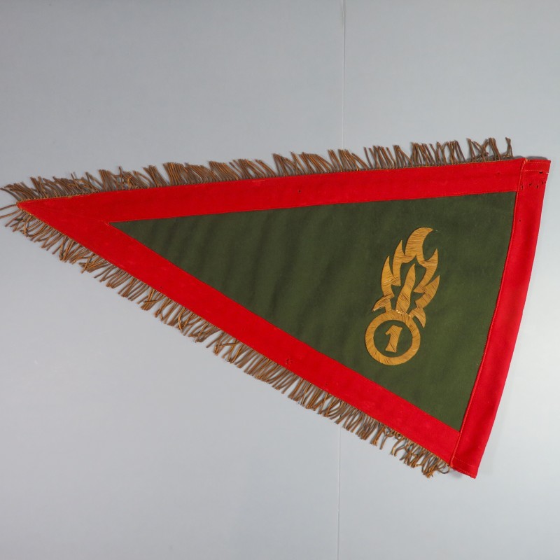 FANION DU 1er RE REGIMENT ETRANGER LA LEGION ETRANGERE ANNEES 1920 1940