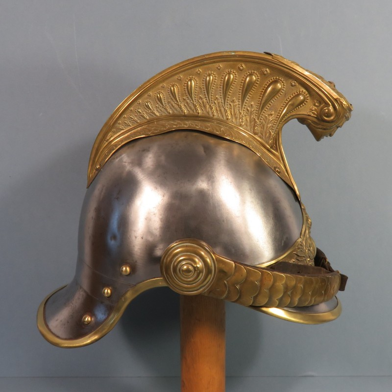 CASQUE DE DRAGON MODELE TROUPE 1874 AVEC SON COUVRE CASQUE CAVALERIE FRANCAISE GUERRE 1914 1918