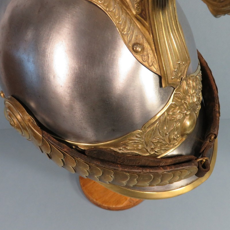 CASQUE DE DRAGON MODELE TROUPE 1874 AVEC SON COUVRE CASQUE CAVALERIE FRANCAISE GUERRE 1914 1918