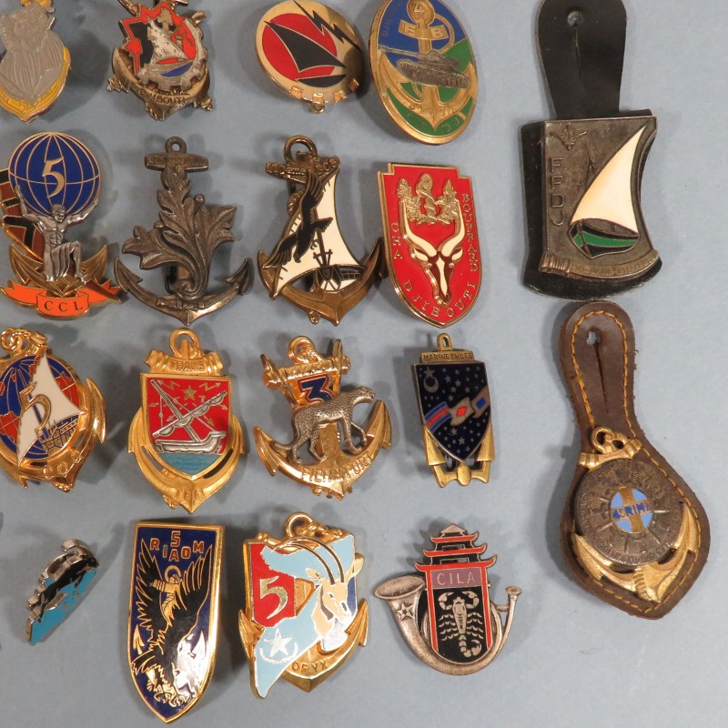 50 INSIGNE MILITAIRE DES TROUPES FRANCAISE A DJIBOUTI FRENCH ARMY BADGE